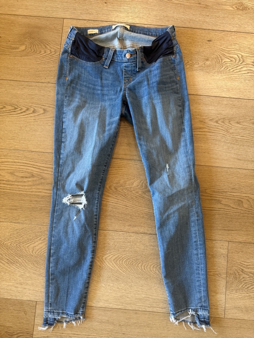 Madewell Maternity Distressed Skinny Jeans in Medium Blue with Frayed Hem